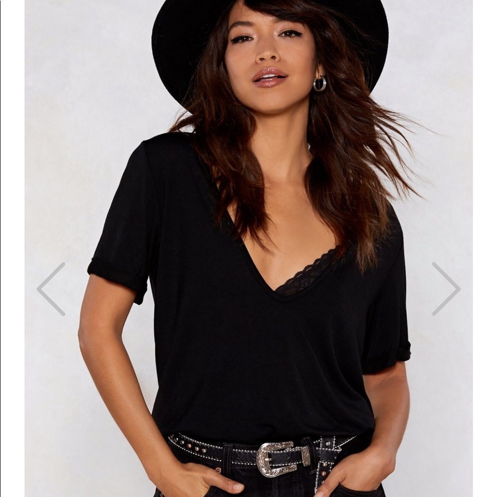 Riley Scoop Tee